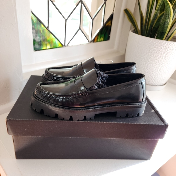 Massimo Dutti Leather Loafers with Track Sole - Picture 2 of 10